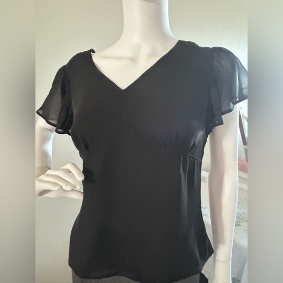 VALERIE SEPARATES
Womens Shirt - Picture 2 of 10